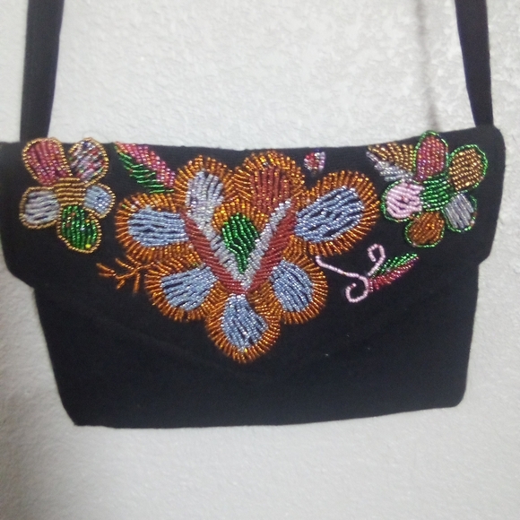 Embroidered Black Shoulder Bag ( Box ED ) - Picture 2 of 5
